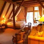 Der Schafhof Отель 4*
